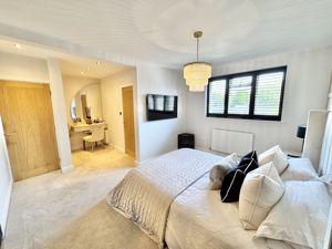 Photo 22- click for photo gallery